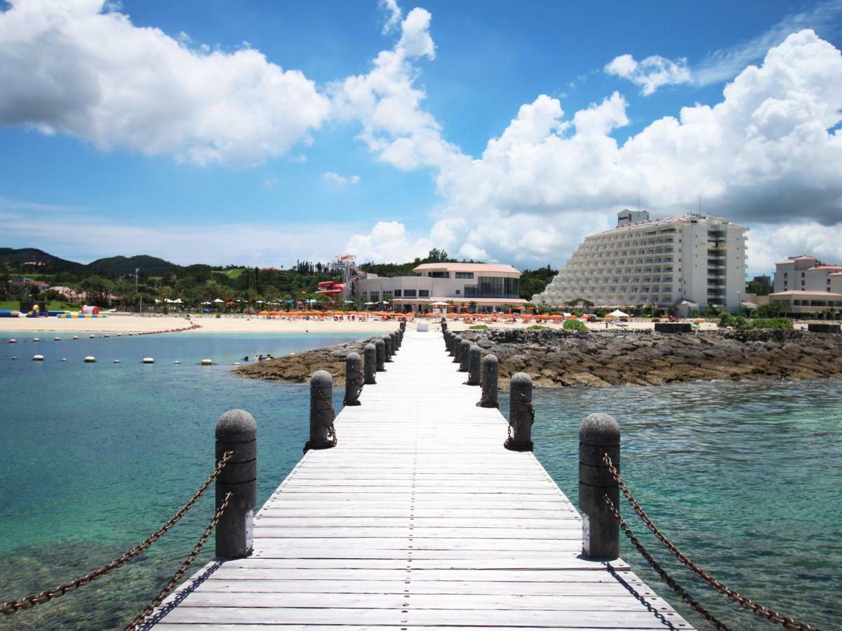 Sheraton Okinawa Sunmarina Resort Onna Εξωτερικό φωτογραφία