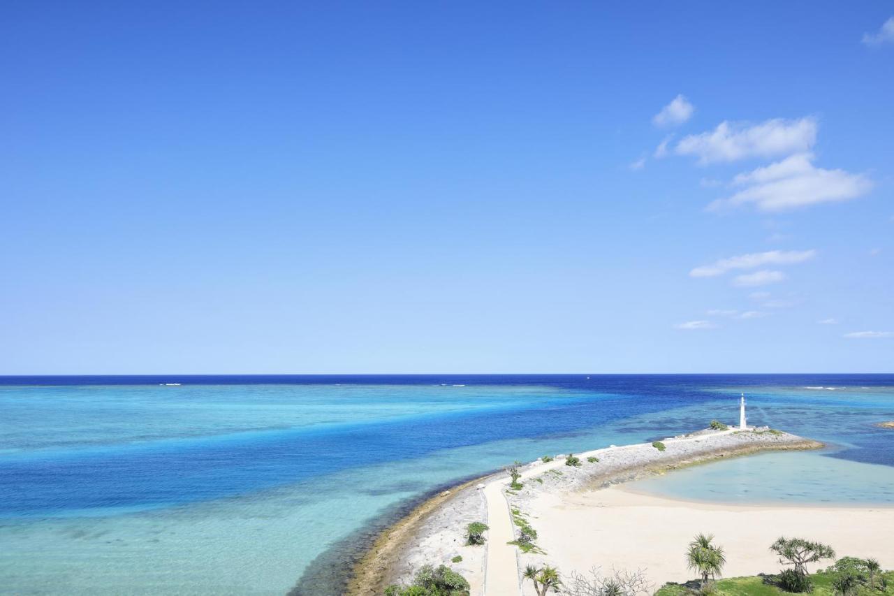 Sheraton Okinawa Sunmarina Resort Onna Εξωτερικό φωτογραφία
